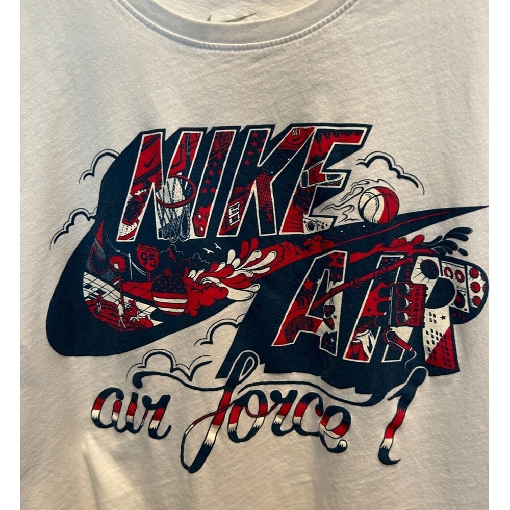 Nike Graphic T-Shirt Large Men's White Air Force 1 Athletic Cut Short Sleeve Tee
